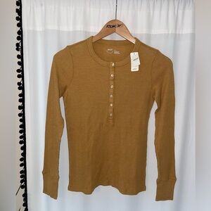 NWT Aerie wow! Waffle knit long sleeve Henley mustard yellow women’s S small top